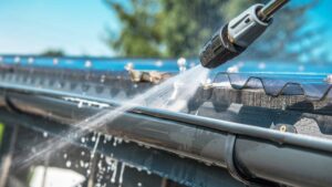roof gutter cleaning Melbourne